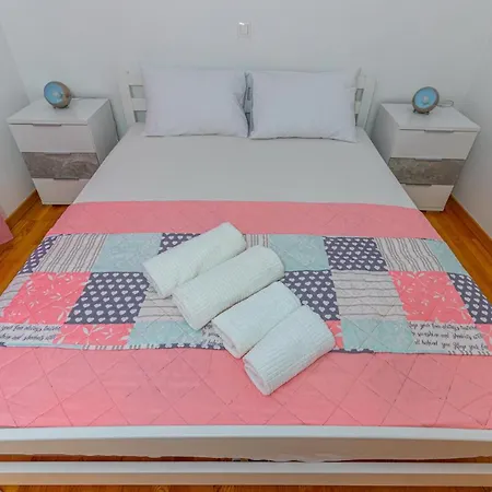 Apartment In 41205